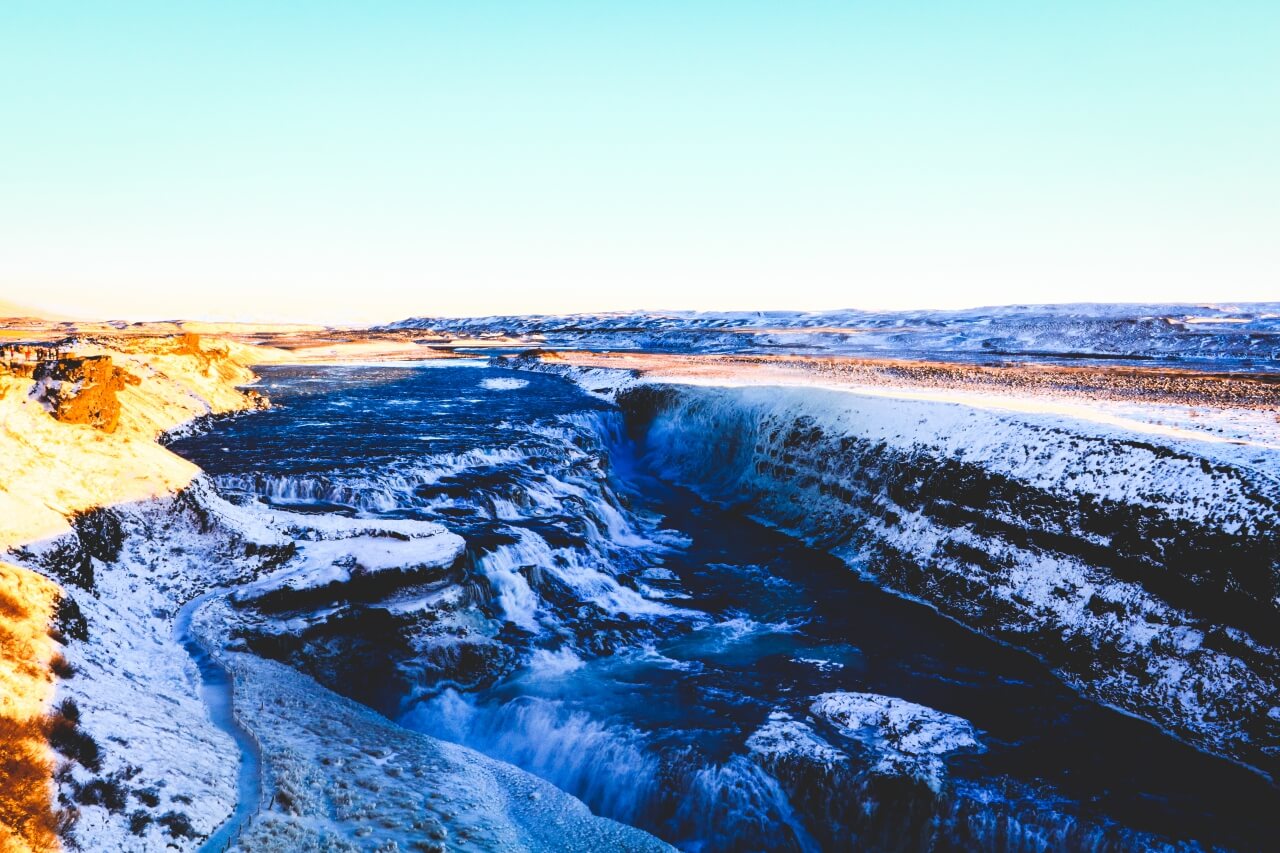 アイスランドのグトルフォスの滝