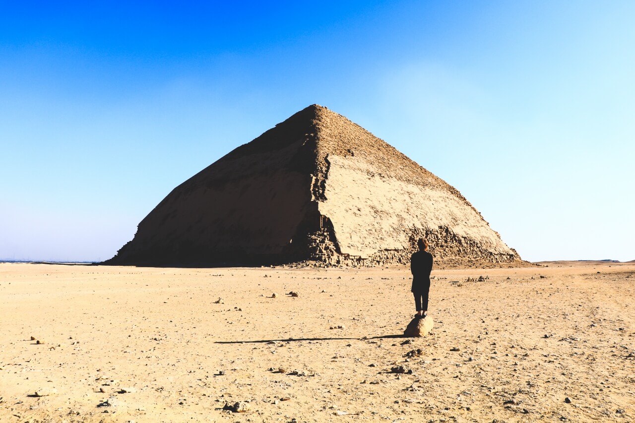エジプトの屈折ピラミッド