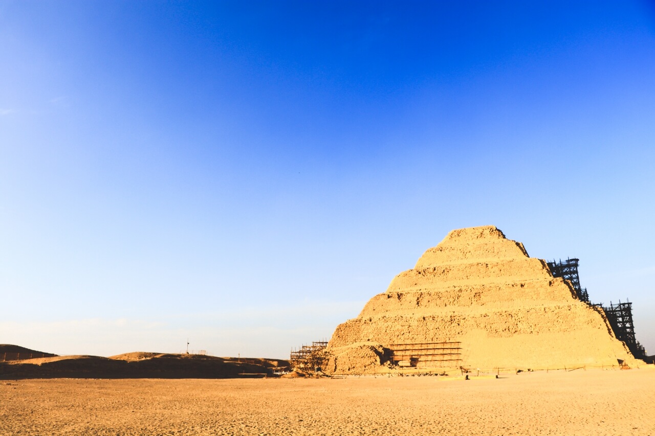 エジプトの階段ピラミッド