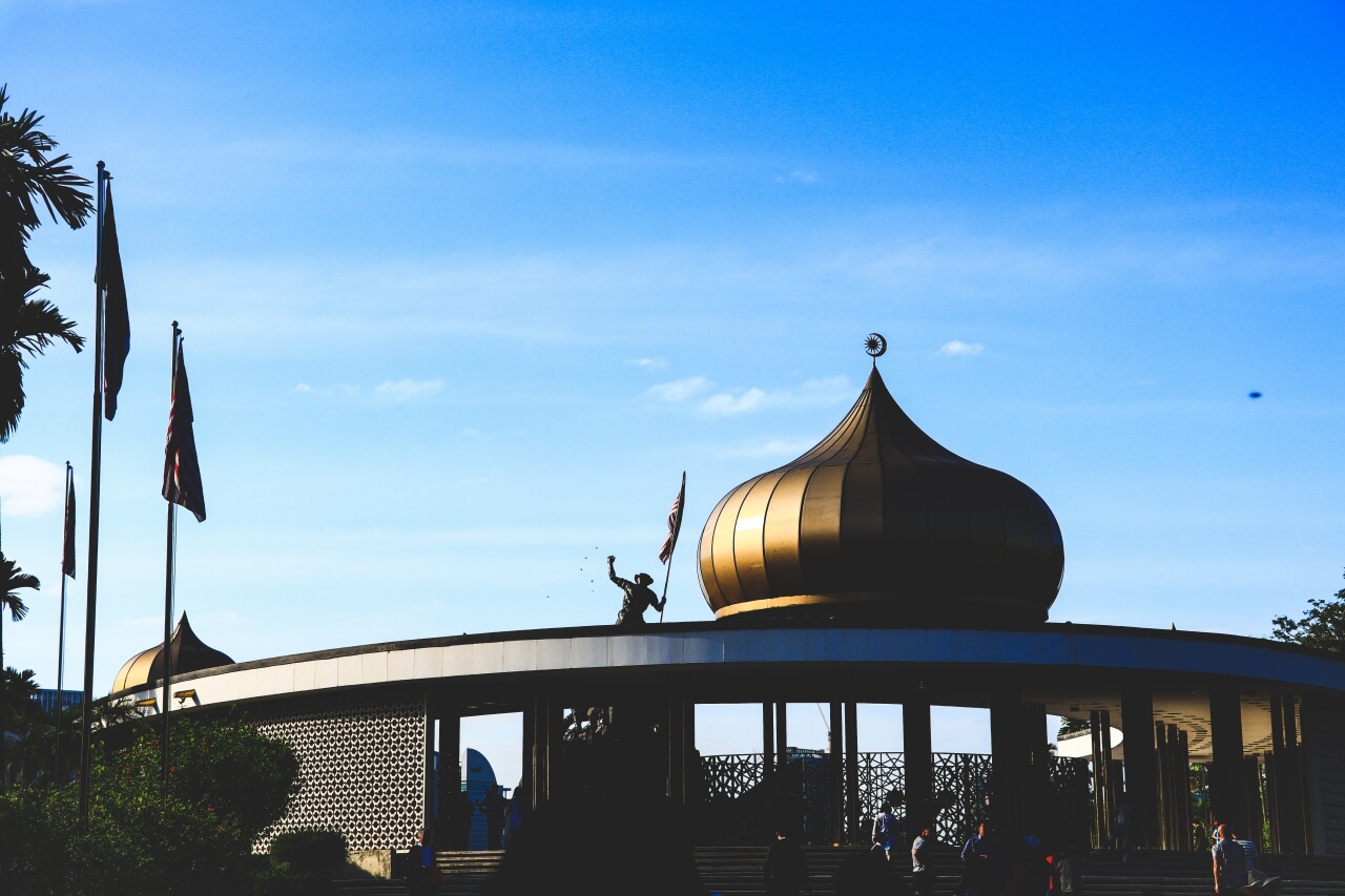 マレーシアのトゥグネガラ国家記念碑